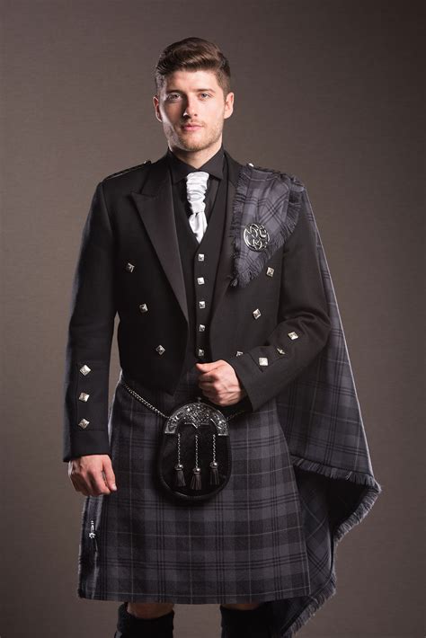 Men's Kilts .